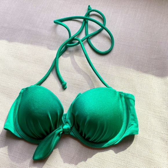 Victoria Secret Biofit Green swim top - Picture 1 of 3